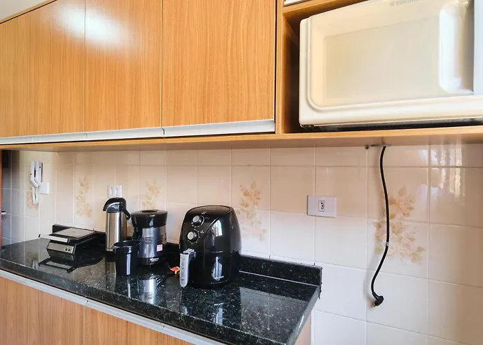 Apartamento A 100 Metros Da Praia, Bem Localizado, Com Ar Condicionado E Wi-Fi - 14 - Edificio Lenamar II